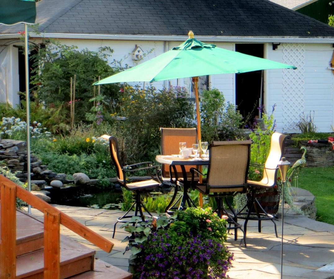 Enfield Manor Bed&Breakfast And Vacation Rental Newfield エクステリア 写真